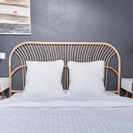 Duplex Lumineux Avec Bureau Separe Dans Le Centre Apartment Бордо Екстериор снимка