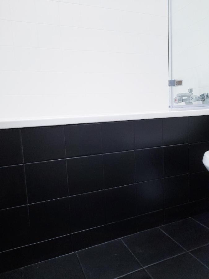 Duplex Lumineux Avec Bureau Separe Dans Le Centre Apartment Бордо Екстериор снимка