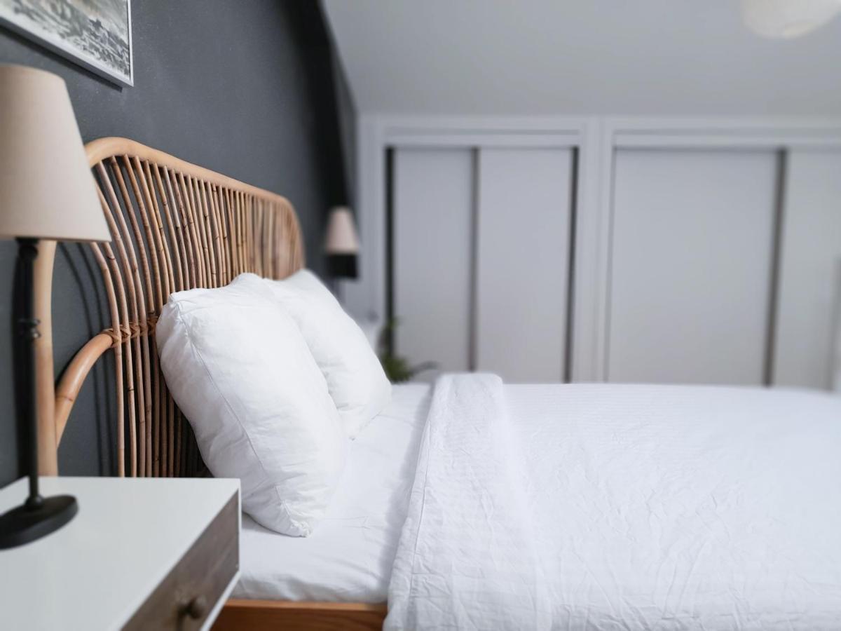 Duplex Lumineux Avec Bureau Separe Dans Le Centre Apartment Бордо Екстериор снимка